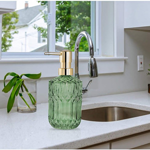 distributeur savon salle de bain 