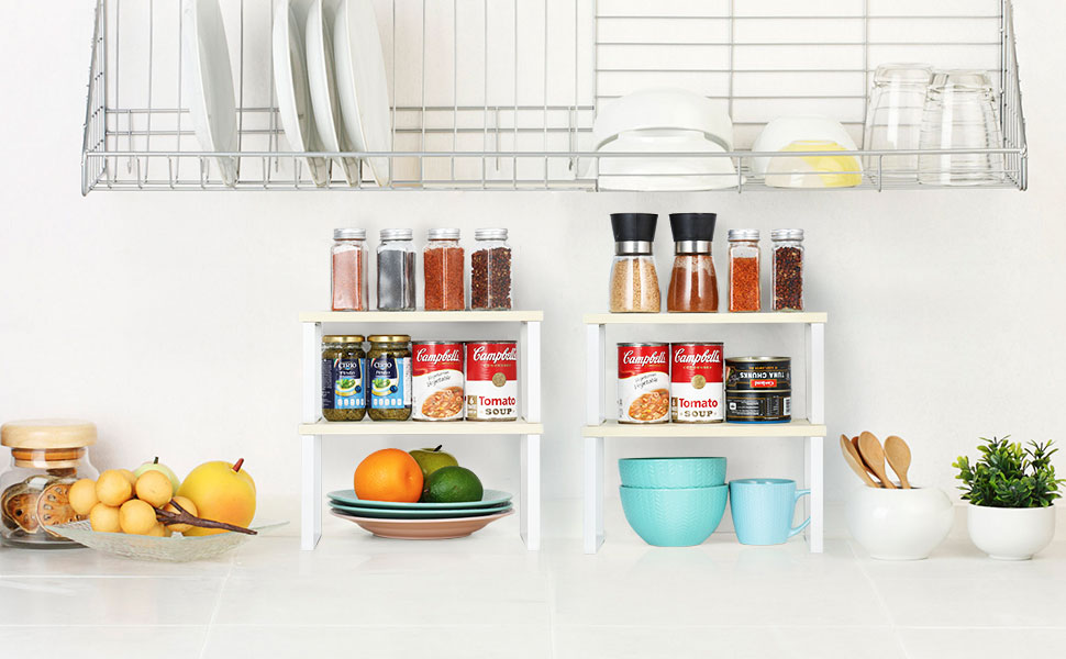 Organiseur d'étagère de cuisine.